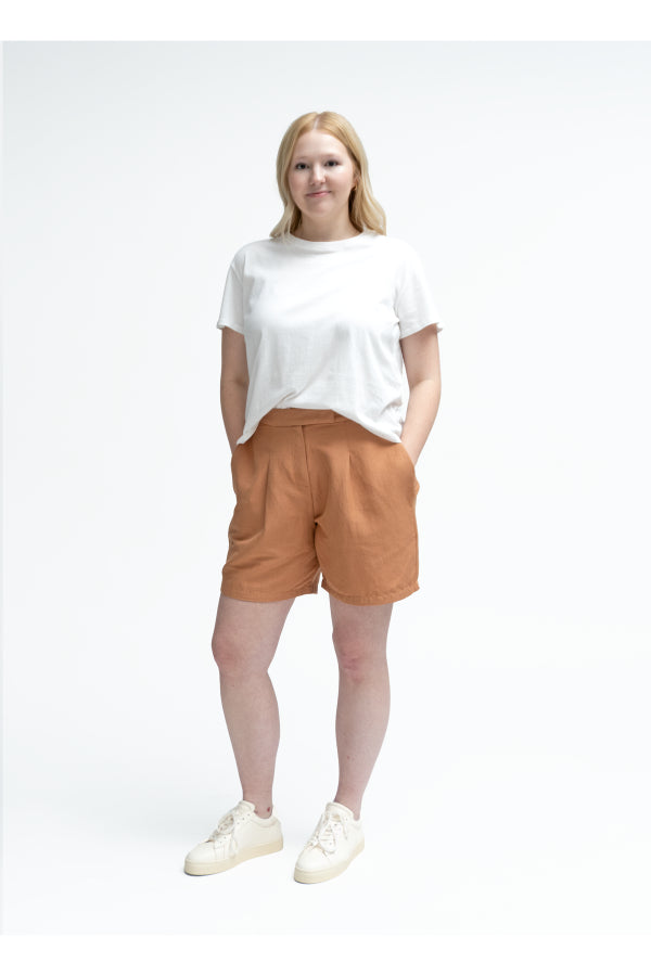 the Cotton & Linen Pleated Shorts